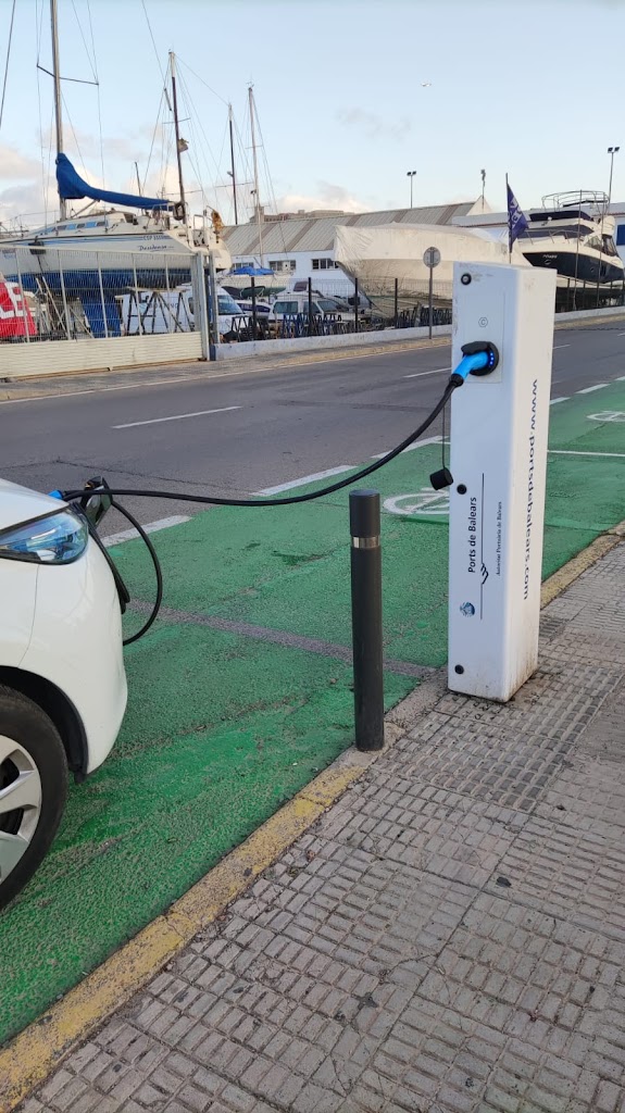 Estacion de carga de vehiculos electricos