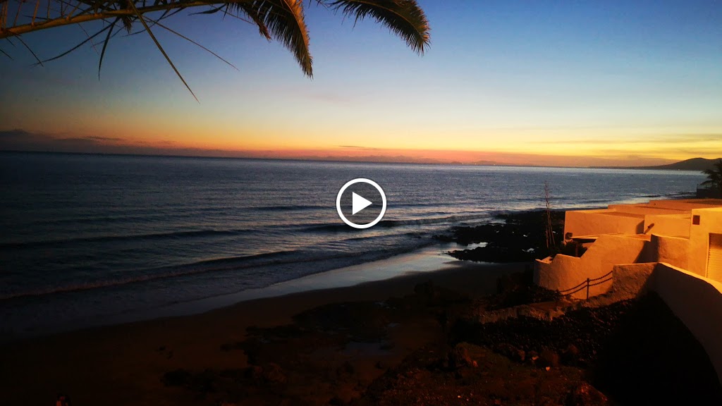Hawaian Bar — Videos