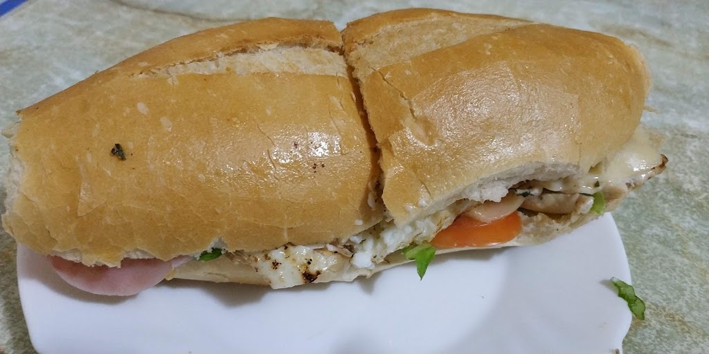 Bar cafeteria la Sirena lll — Sandwich de pollo