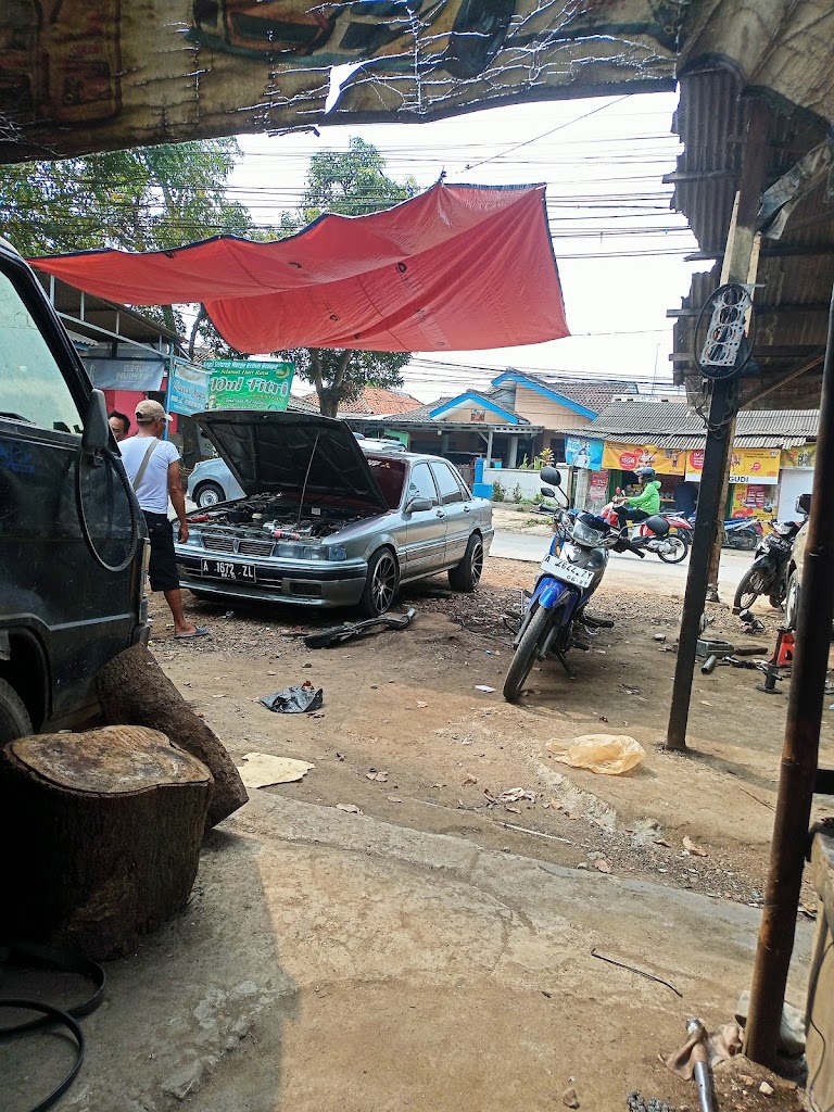 Bengkel Mobil Tawakal