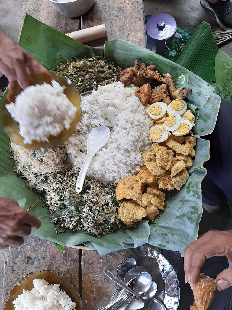 Bengkel tv Akas kencong