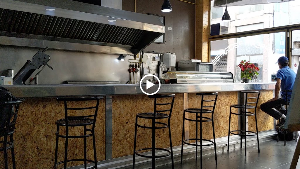 Astrid.Bar-Cafeteria- Churreria — Ambiente