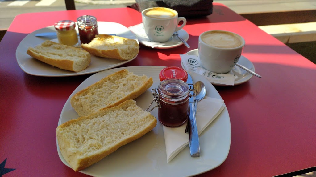 Cafeteria QP — Comida y bebida