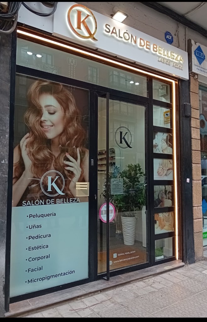 PELUQUERIA LABIOS ROJOS SALON DE BELLEZA — Exterior