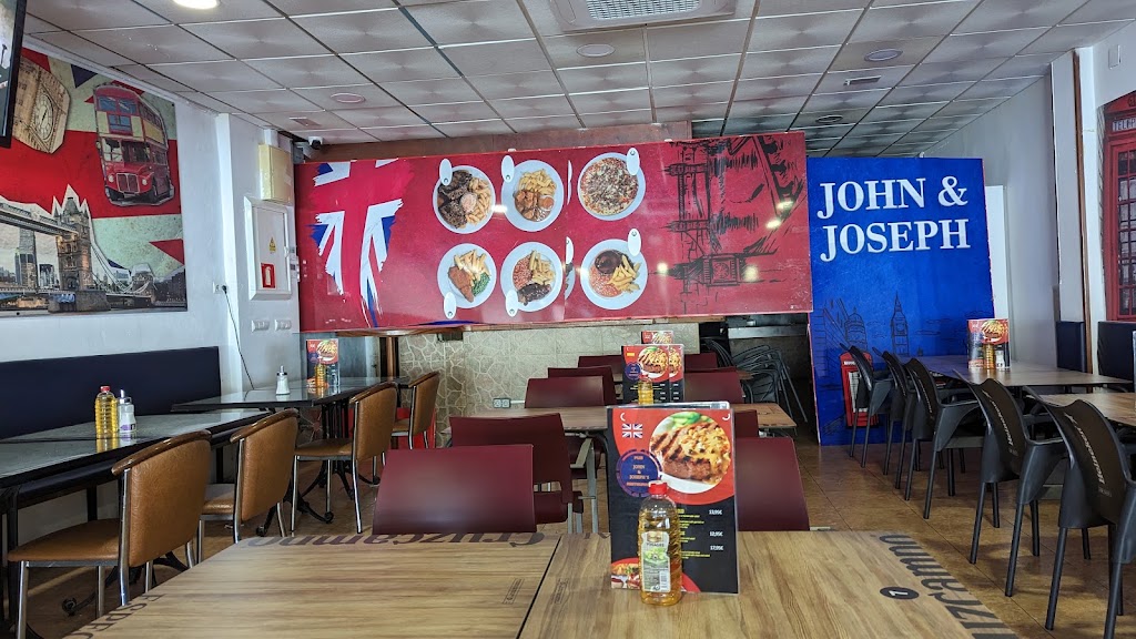 John and Joseph Restaurant — Ambiente