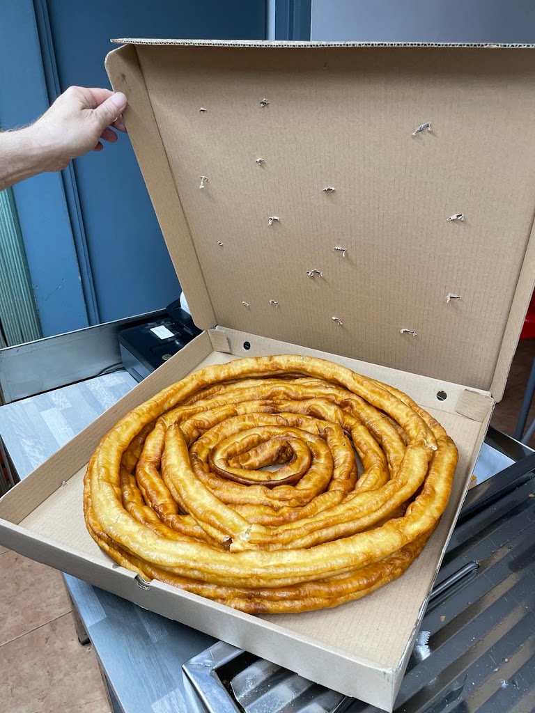 Churreria Santos — Comida y bebida