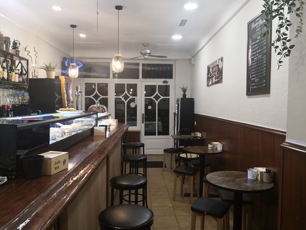 Cafe Nilo — Ambiente