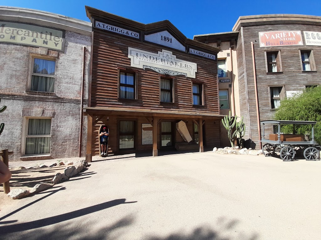 River Bar — PortAventura Hotel Gold River