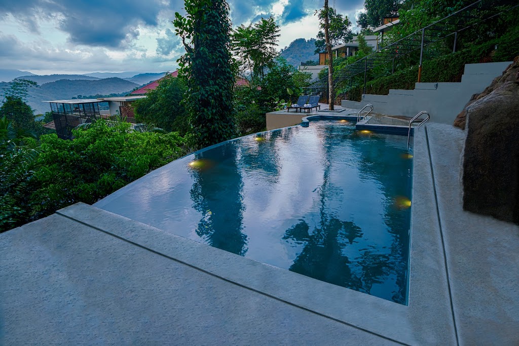 Maram Resort