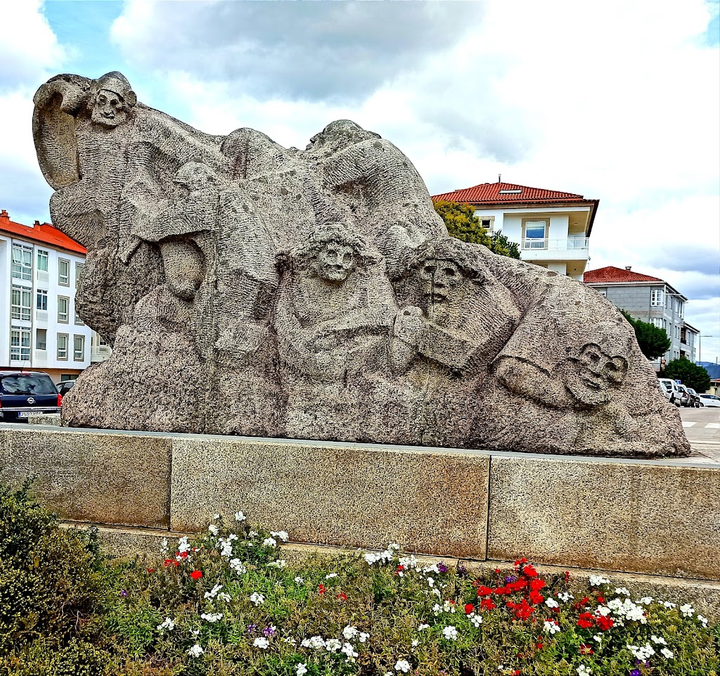 Monumento a la ciudad de Tuy