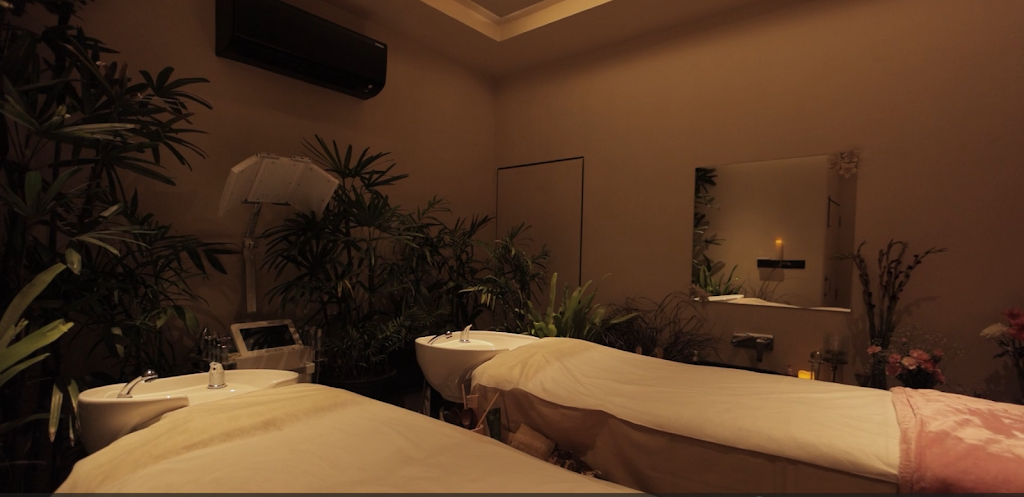 Meera S Glam Station