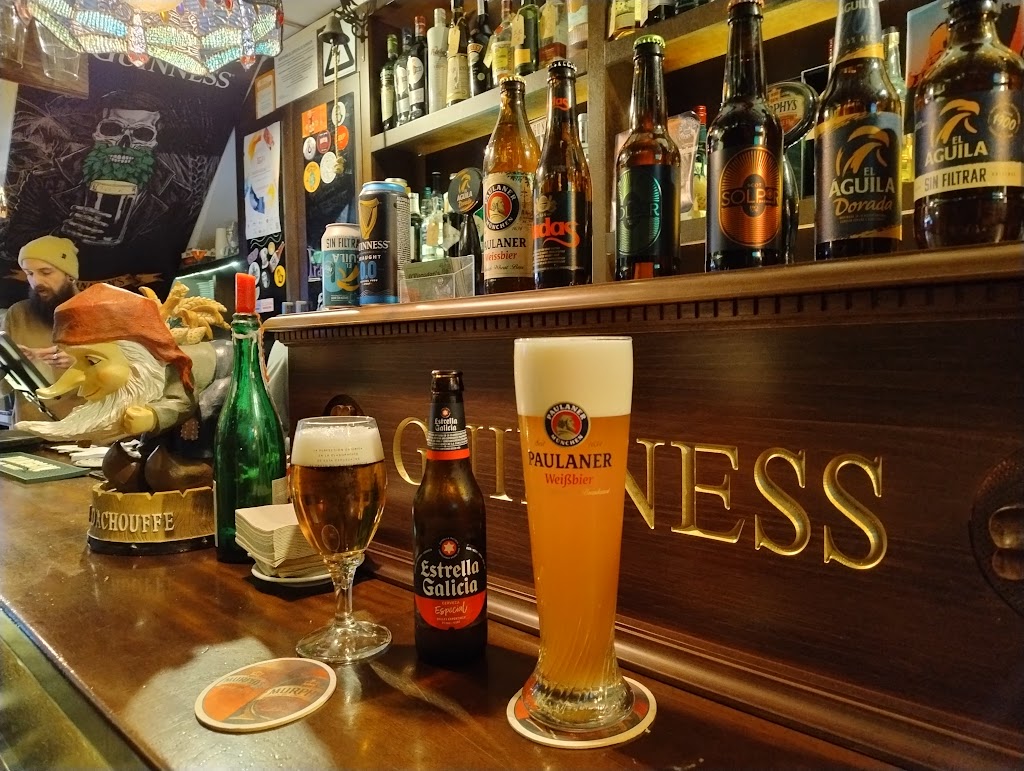 O'Flanagan's — Comida y bebida