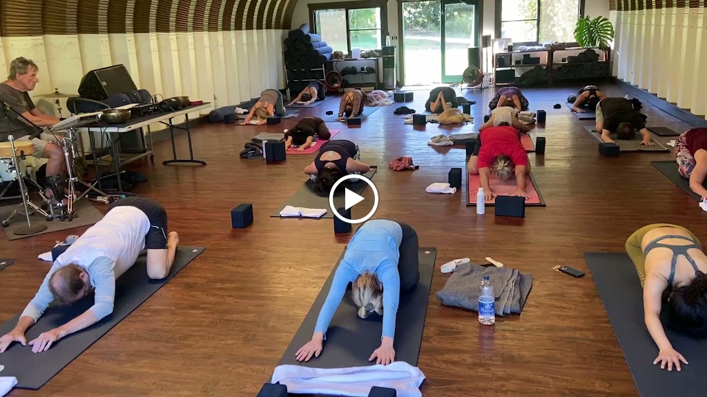  True FLOW Yoga Teacher Training & Retreats