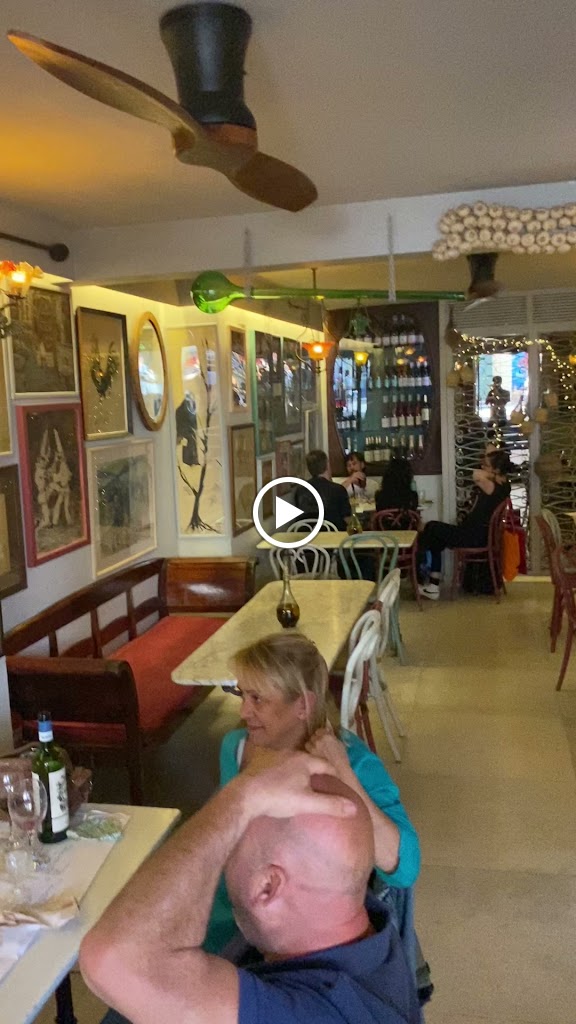 Pizzeria Cap de la Vila — Videos