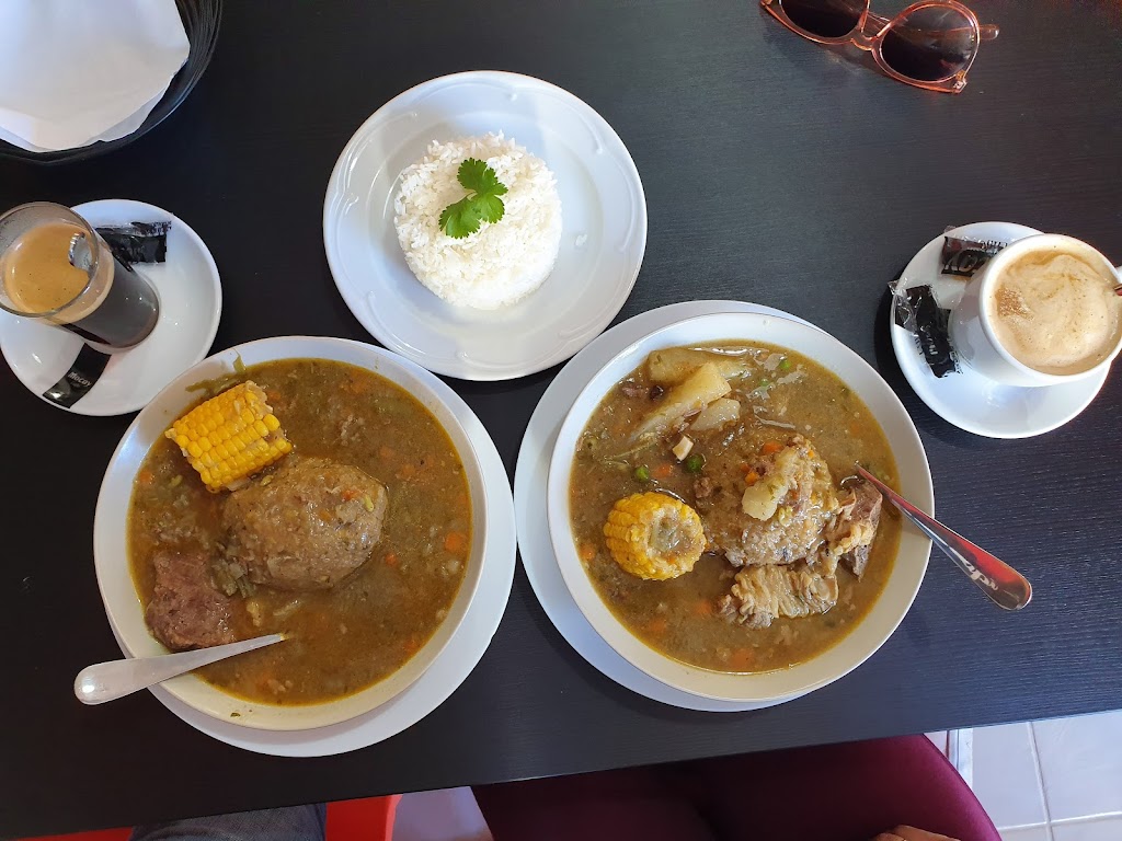 El cafelito y algo mas.