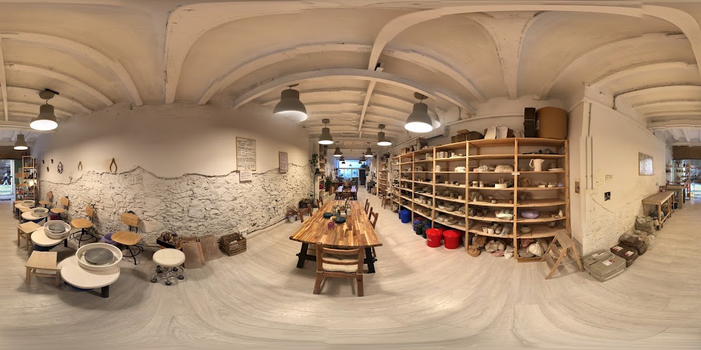 Tierra Ceramicas - Taller y clases de ceramica en Barcelona — Street View y 360deg