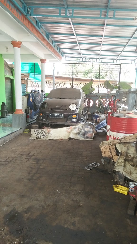 Bengkel HKM MOTOR