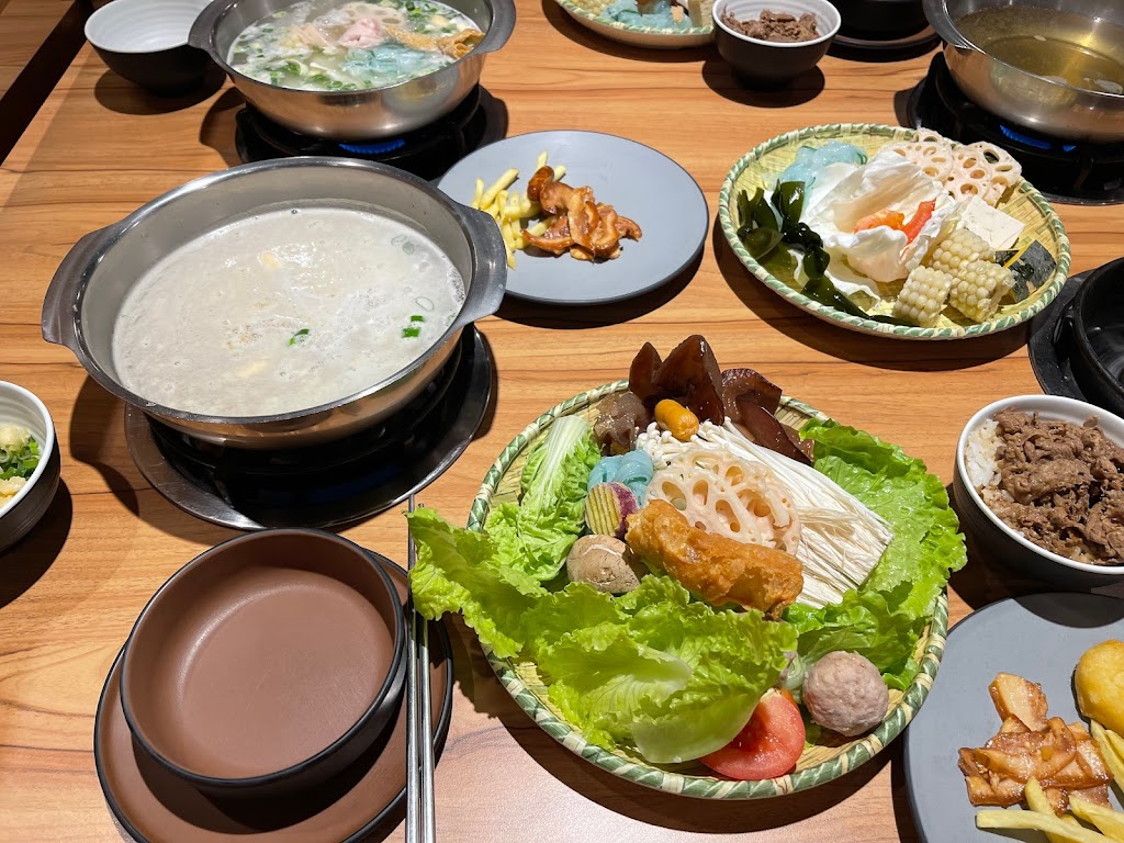 鍋坊金門鍋物放題-火鍋吃到飽｜金門美食｜和牛｜酸白菜｜火鍋｜HOTPOT | KINMEN | ALLUCANEAT 的照片