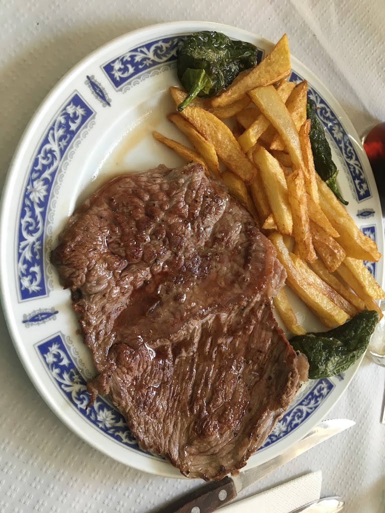 Bar F.m — Comida y bebida