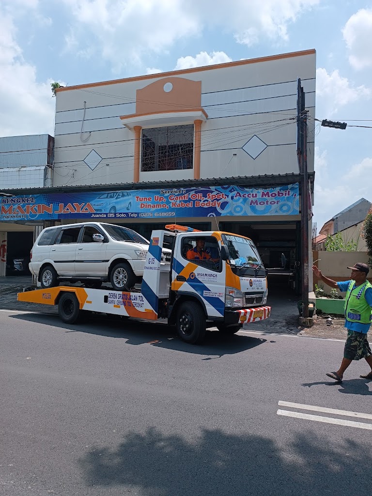 Bengkel Makin Jaya / Poennarto