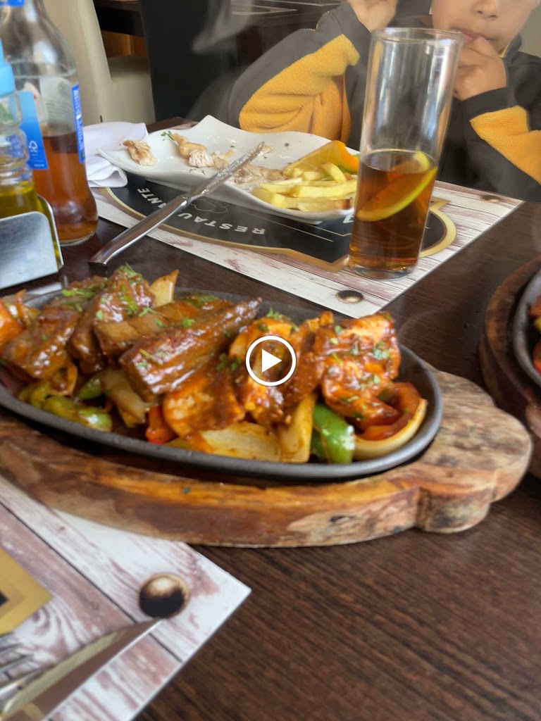 RESTAURANTE AL PALAZZO — Videos