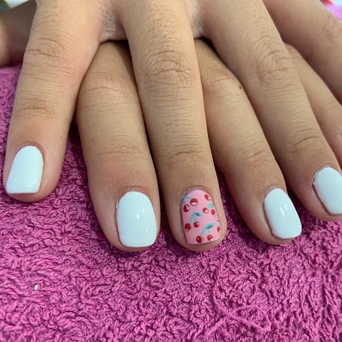 Centro Estetico Integral Diaz de Mendivil — Manicura