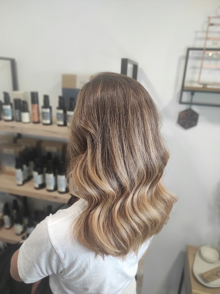 Salon Saludable Yolanda G. Secretos del Agua