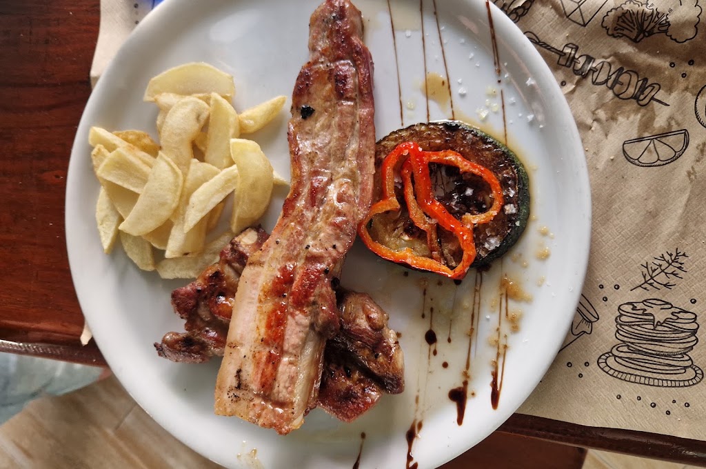 Restaurante Tinguaro — Comida y bebida