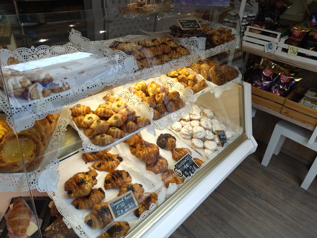 La Xerradeta croissanteria, cafeteria. — Ambiente