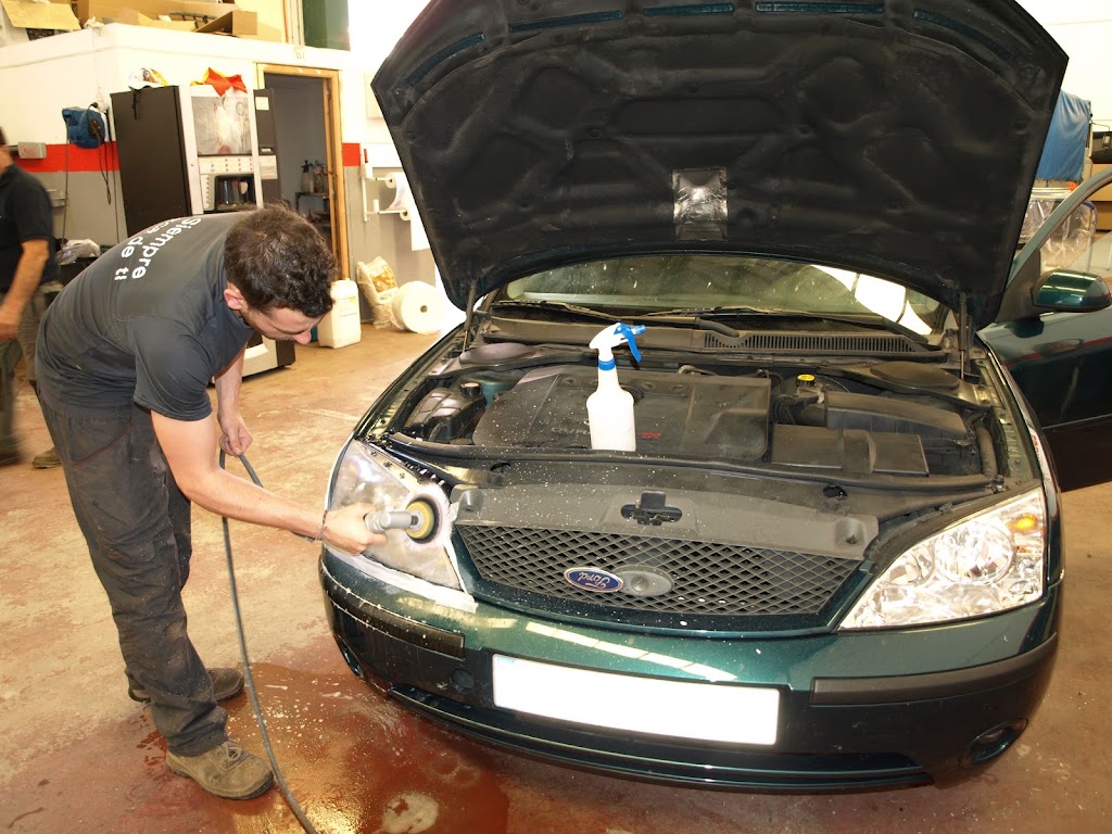 Cristaleria del automovil Navalmoral de la Mata Ebora Glass — Del propietario