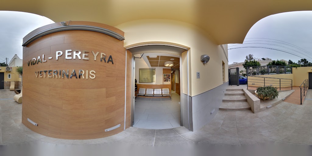 Clinica Veterinaria Vidal-Pereyra — Street View y 360deg