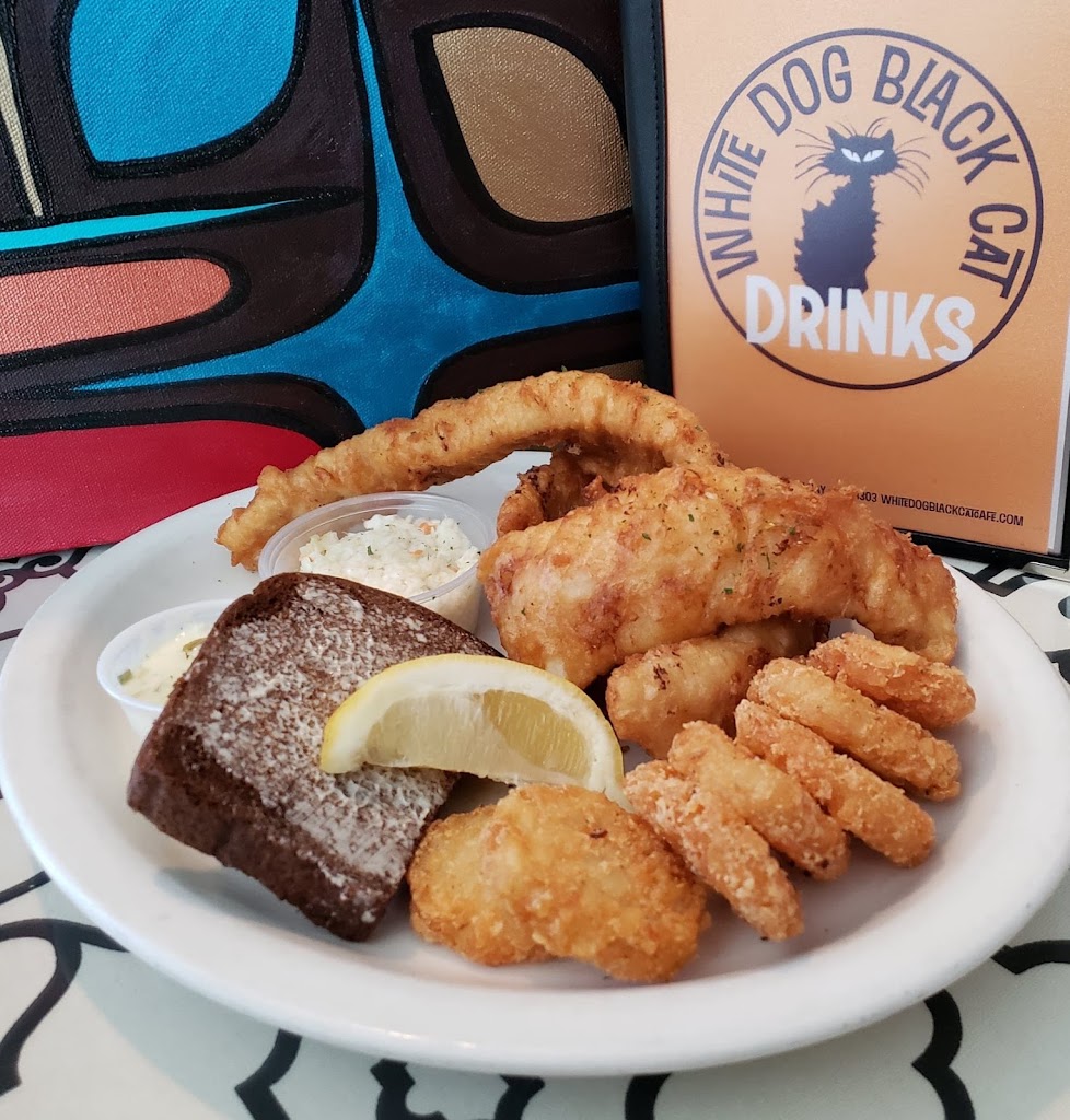  White Dog, Local Green Bay Eatery