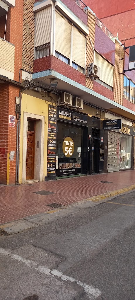 Peluquerias Milano Cosmetic benetusser — Exterior