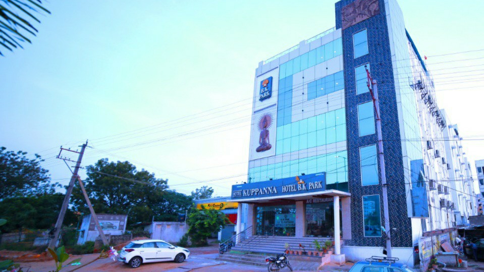 Hotel B K Park