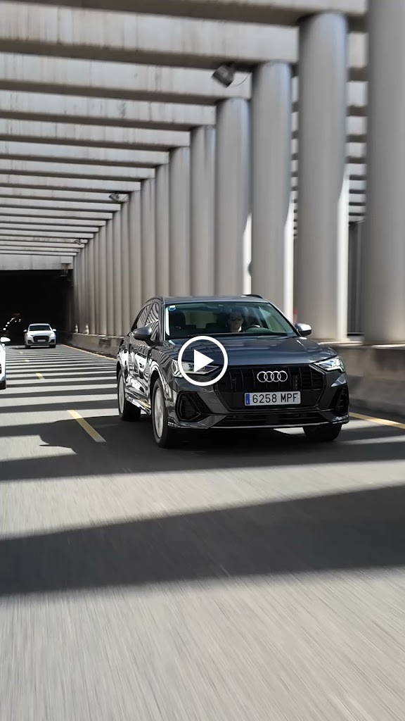 77 Car Rental - Premium Cars — Del propietario