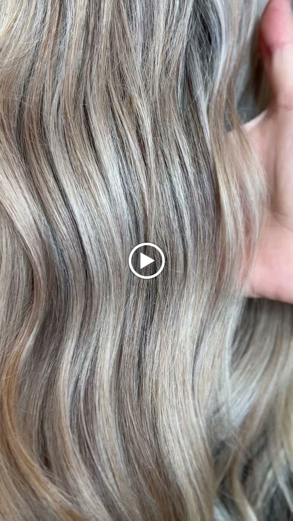 Ester Color Hair - Peluqueria en Figueres - Balayages & Mechas y #1 en Goa Organics — Peinado