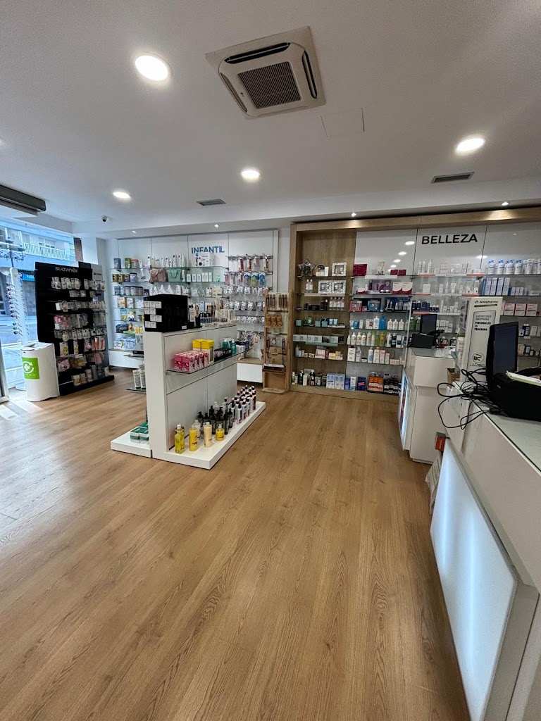 Farmacia Marina Huarte — Del propietario