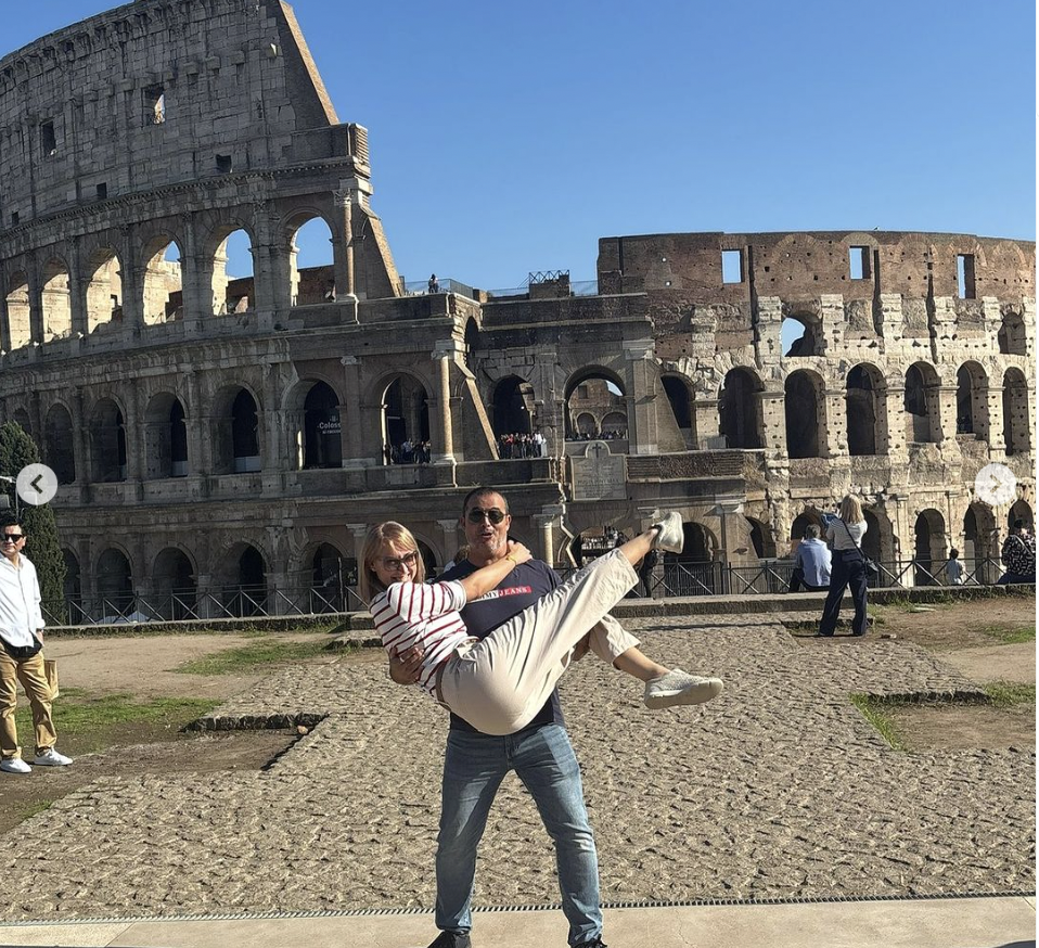 Academia de danza Babylon & Mayte Ortola. Complementos y ropa para danza.