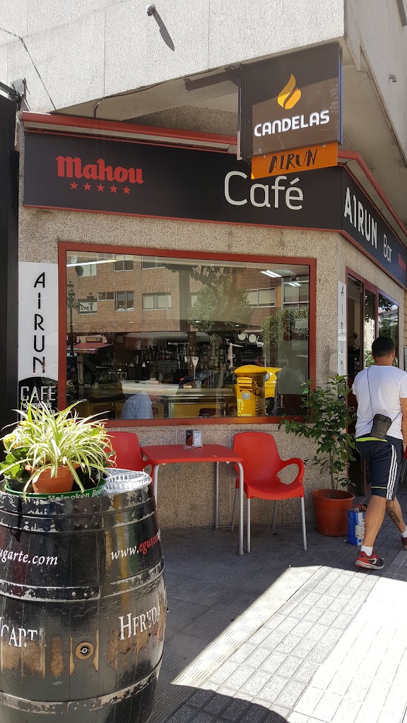Cafe Bar Airun — Del propietario