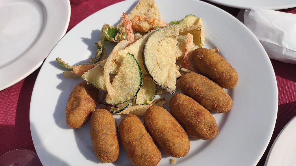Restaurante Venta el Tentaero de Carmona — Comida y bebida