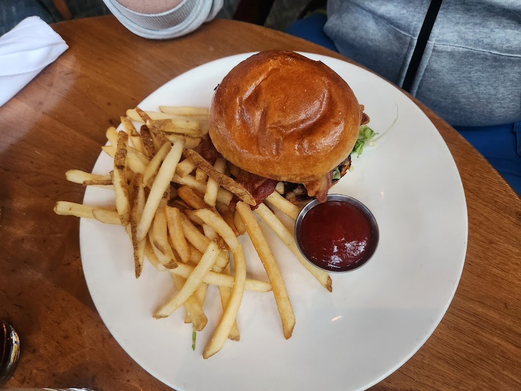 Chicken sandwich