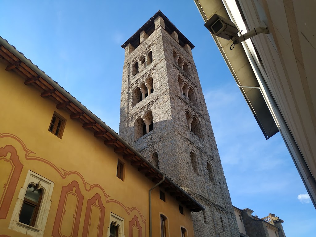 Campanario de San Pedro de Vic