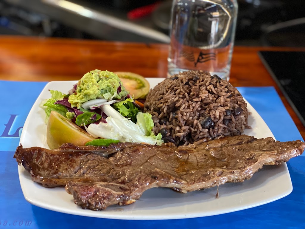 Bar Restaurante L'illa De Cuba — Comida y bebida
