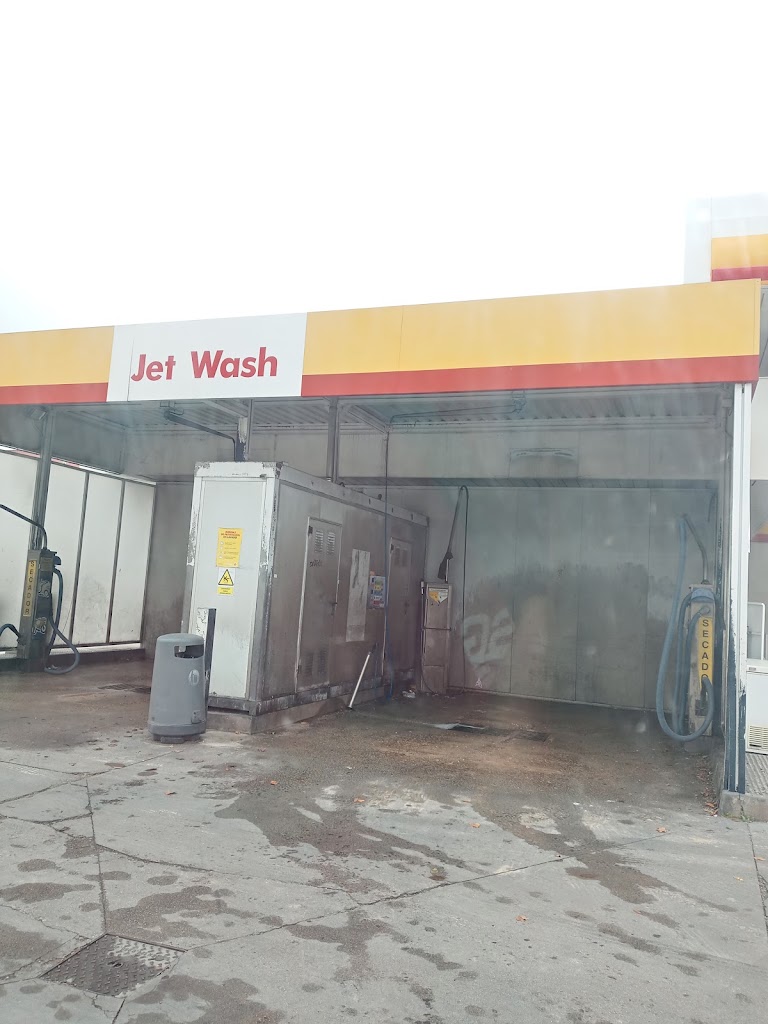 Shell Coslada — Exterior