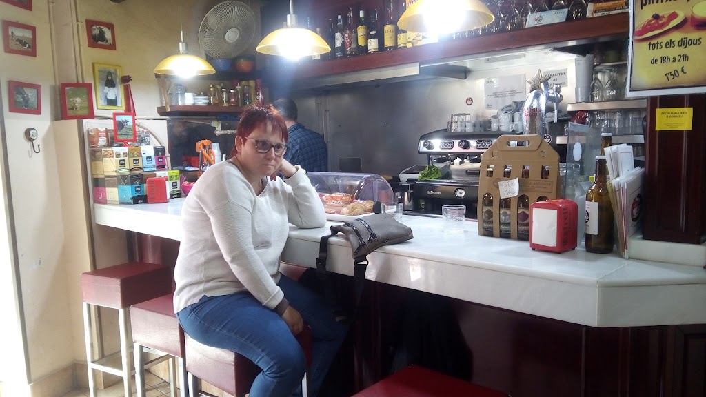 Bar Cinc Minuts — Ambiente