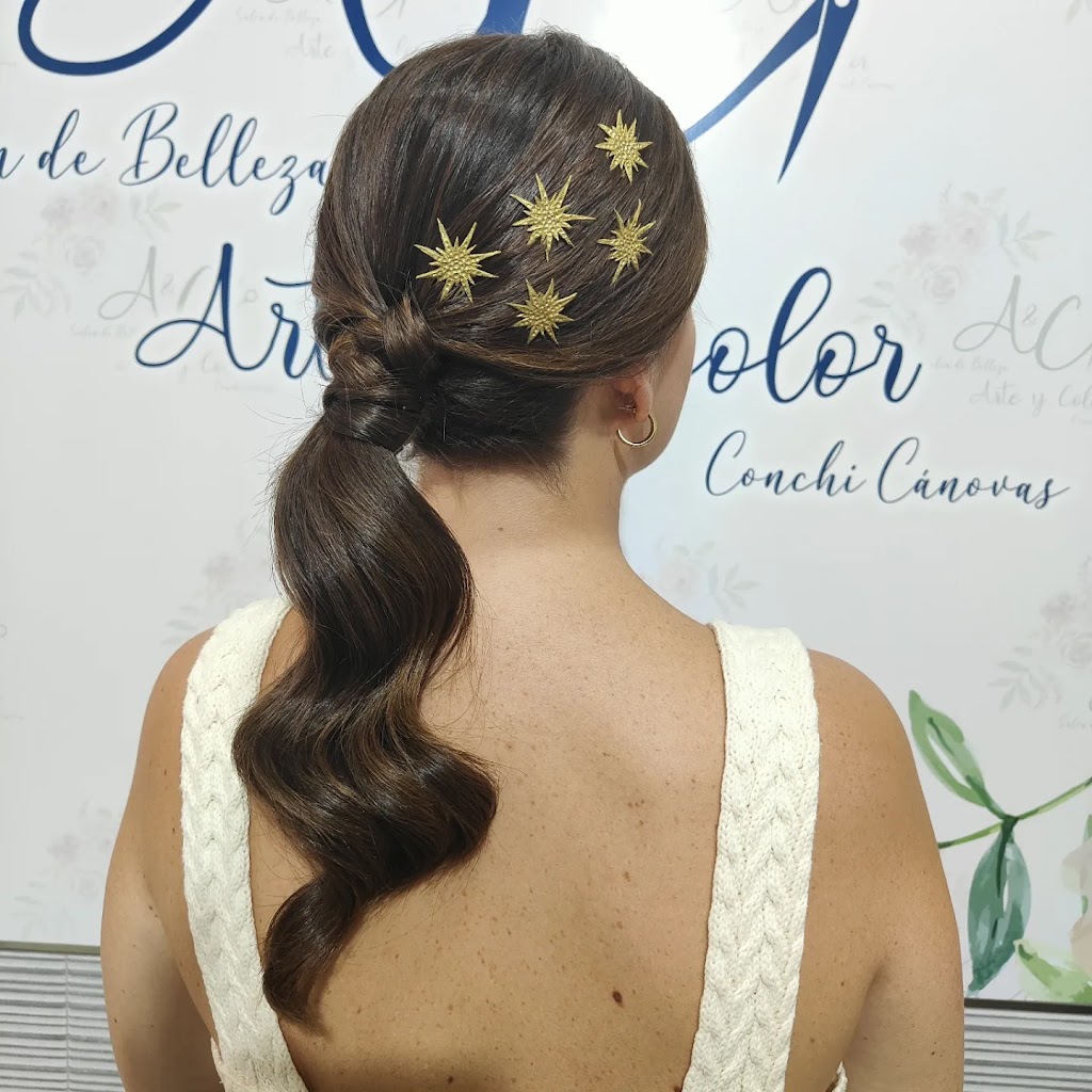 Salon de belleza Arte Y Color Conchi Canovas — Del propietario