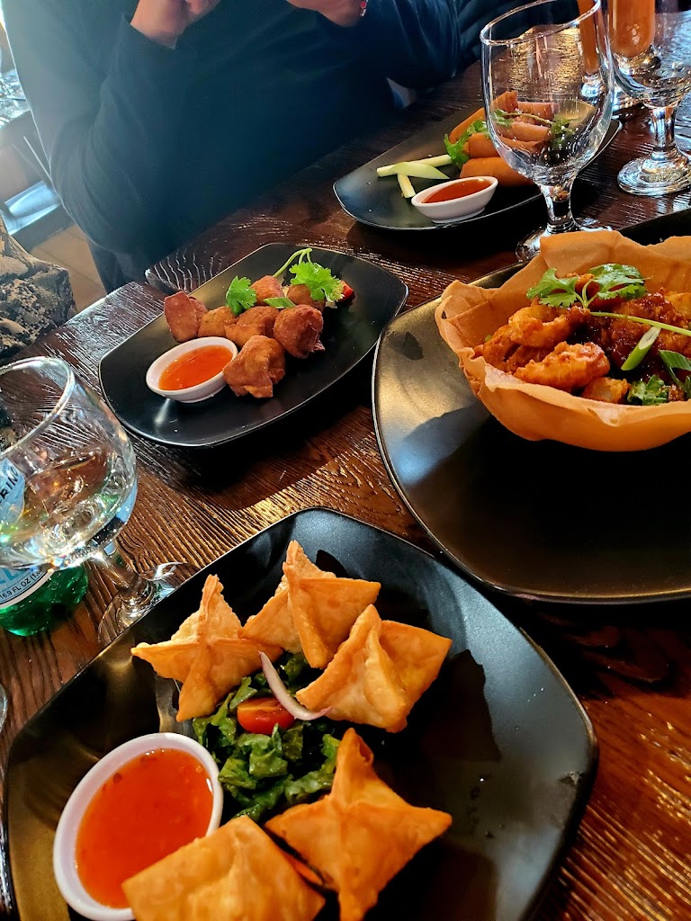 NaaMo Thai Restaurant