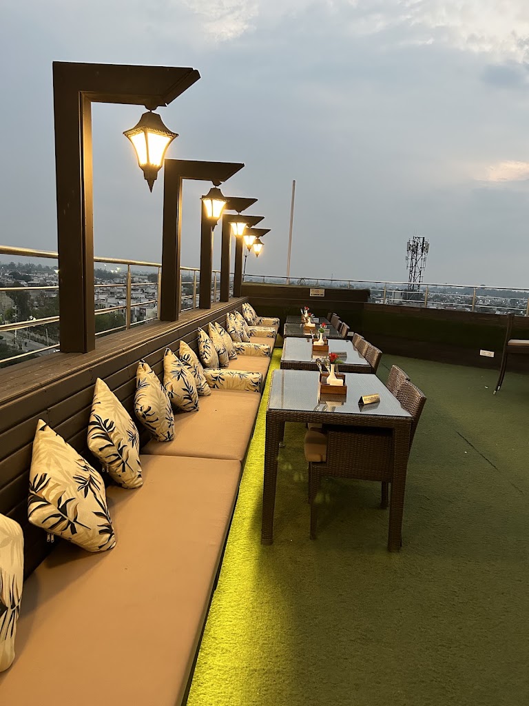 Sky Lounge Cafe Restaurant