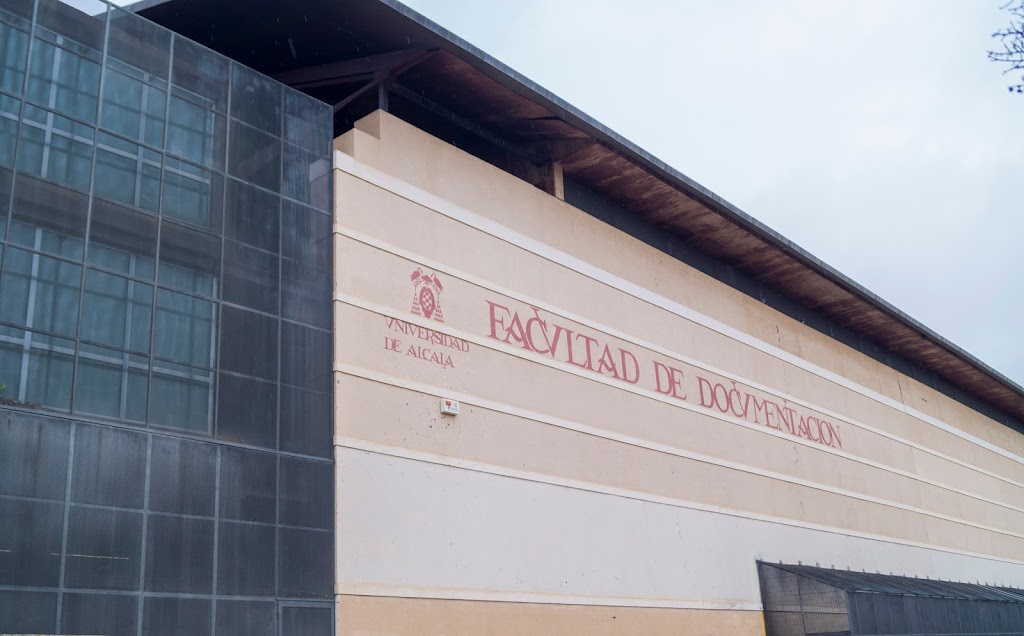 Aulario Maria de Guzman. Archivo Universitario - UAH