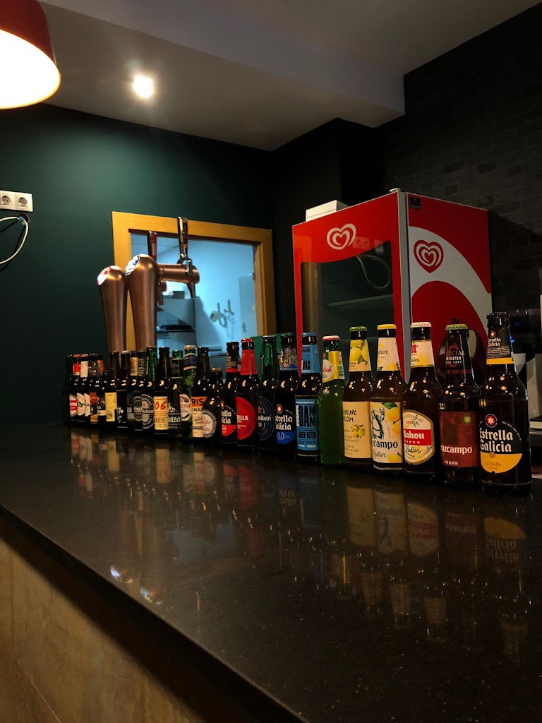 Cafune Bar and Lounge